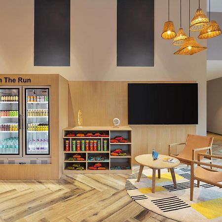 Hotel East Delhi Nowe Delhi Zewnętrze zdjęcie